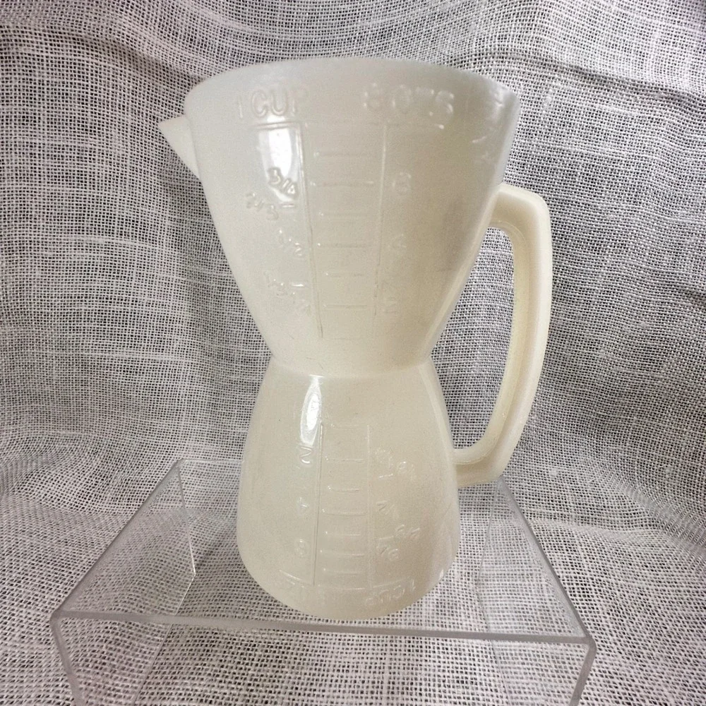 Tupperware 1 Cup‎ 8 oz Measuring Cup White USA Replacement Spout Vintage